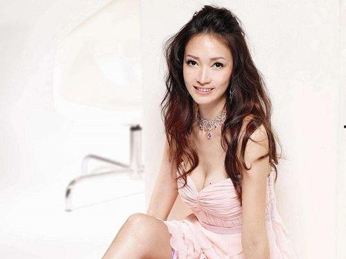 国产丝袜制服在线